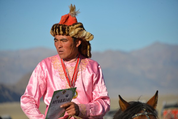 golden eagle festival 09