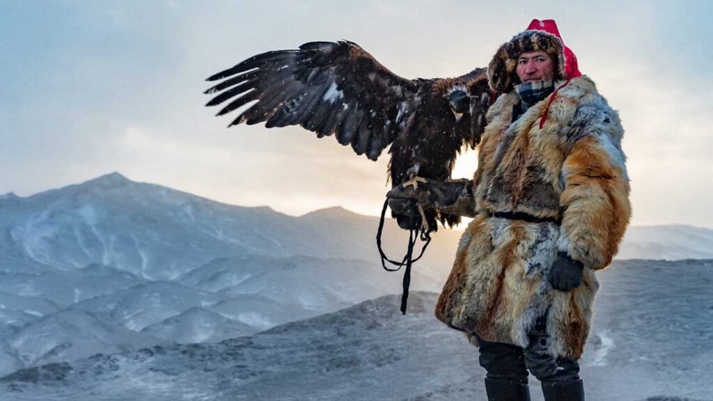 Hunting Wolves with Golden Eagles in Mongolia: A Unique Tradition