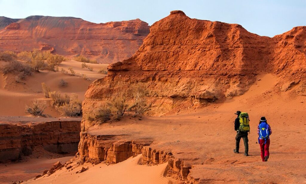 hiking gobi