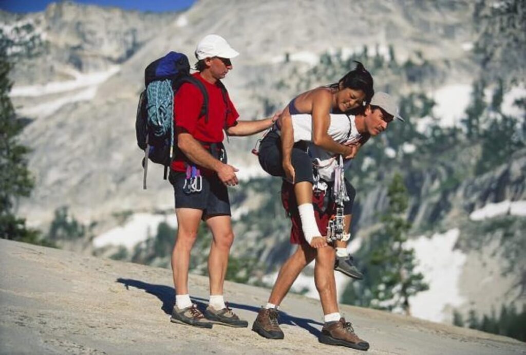 Mountain Climbing Risks: Exploring the Challenges and Safety Measures