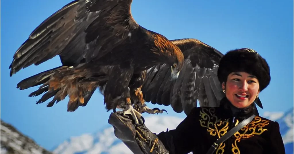 Women and the Future of Eagle Hunting in Mongolia – Rising Role of Young Female eagle Hunters in Keeping Traditions Alive 1