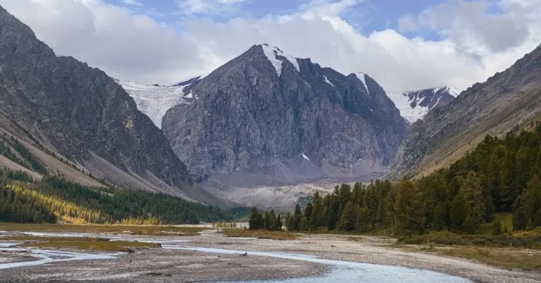 Altai nomadic life with eagles and horses